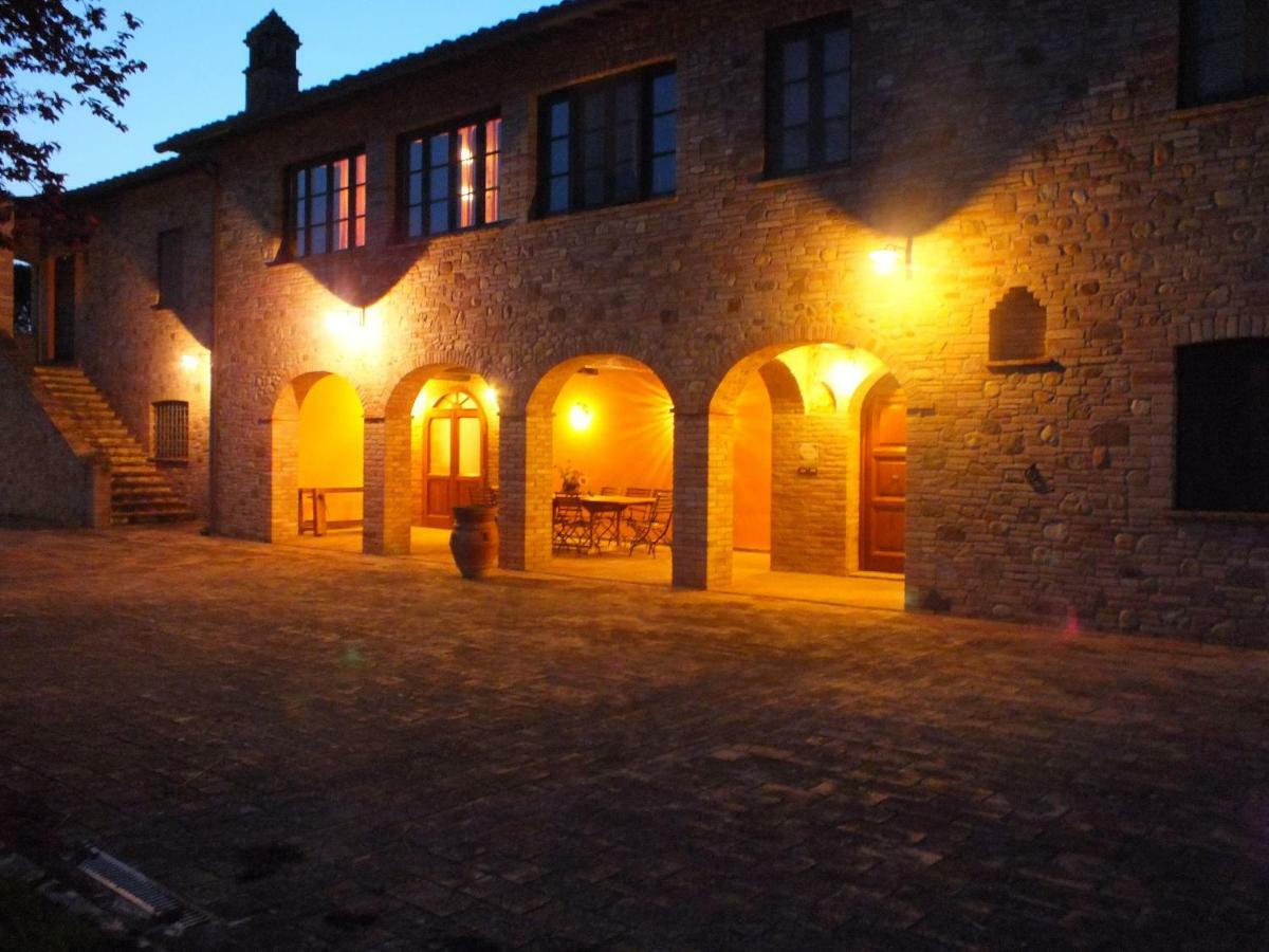 Agriturismo Wine Casale Villa Chiara Torgiano Exteriér fotografie